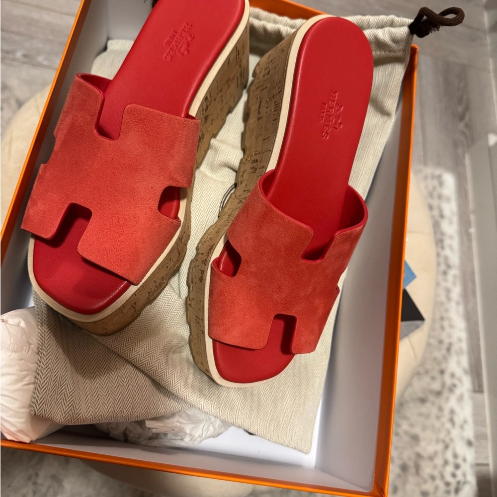 Hermes Brand New Eze 30 Sandal Rouge Cinetique 37